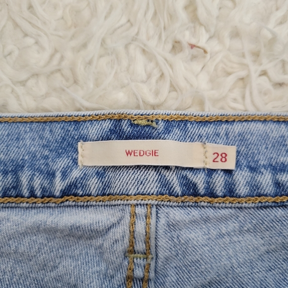 Levis Wedgie Premium Tapered Leg Jeans S40197 - Picture 7 of 13